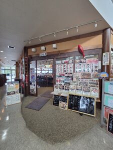 すし廻鮮 うお亭 港店